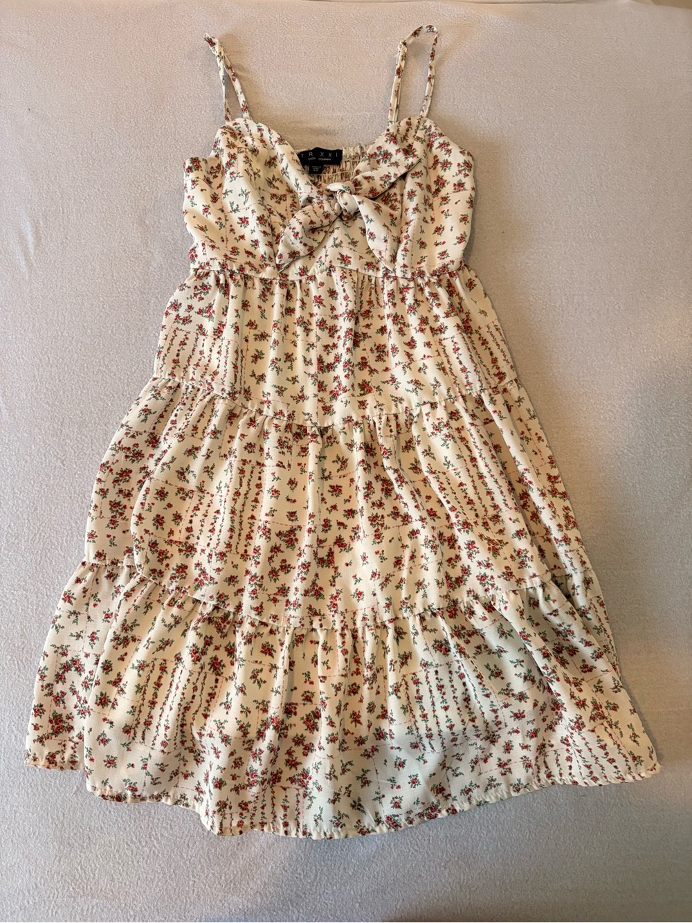 Floral Tie-Front Sundress in white and Red